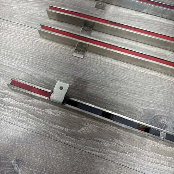 Lot Of 4 VTG 24" Magnetic Tool Holder Strip Organizer Rack Garage Shop Storage - Picture 7 of 8